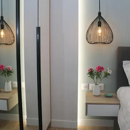 Luxury 80m2 With Balcony Downtown * Szaloniki