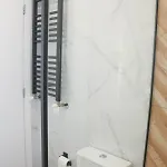 Luxury 80m2 With Balcony Downtown 塞萨洛尼基