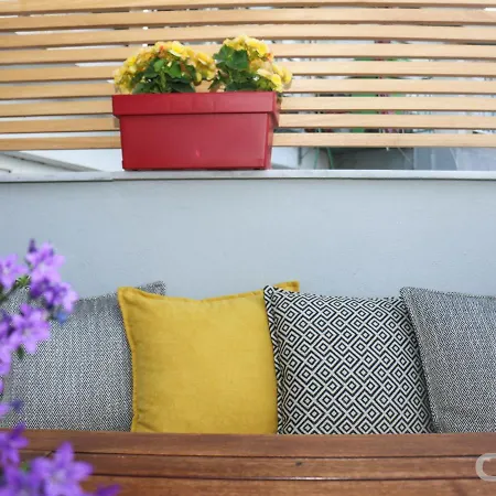 Luxury 80m2 With Balcony Downtown