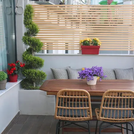 Luxury 80m2 With Balcony Downtown