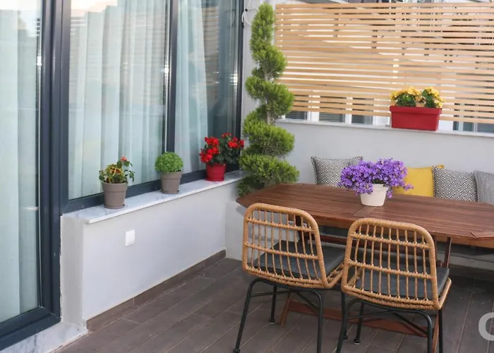 Luxury 80m2 With Balcony Downtown Apartament Salonic