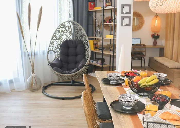 Daire Luxury 80m2 With Balcony Downtown *
